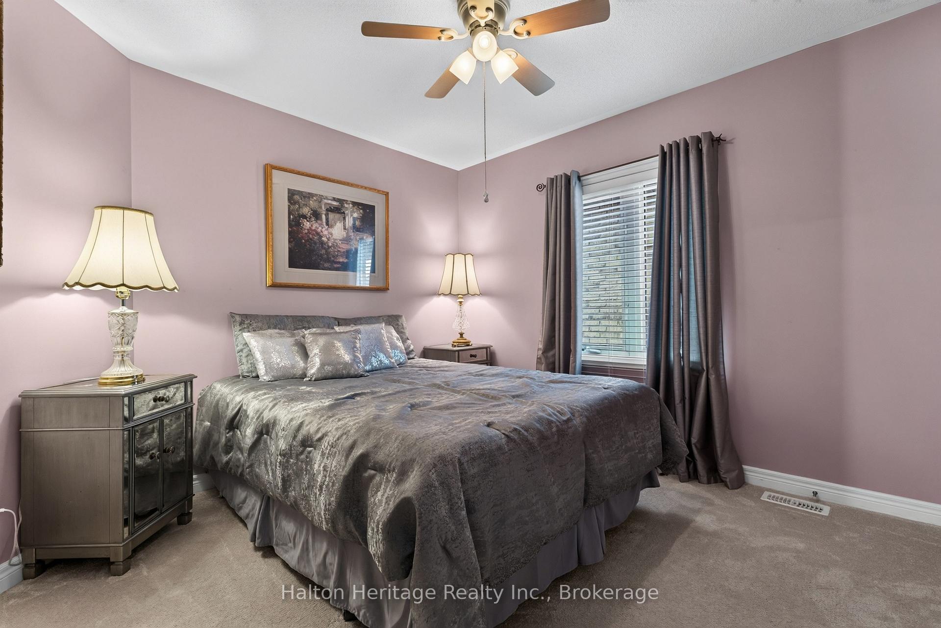 Photo 23 of 360 Holmes Crescent, Milton, Scott — HOMEH