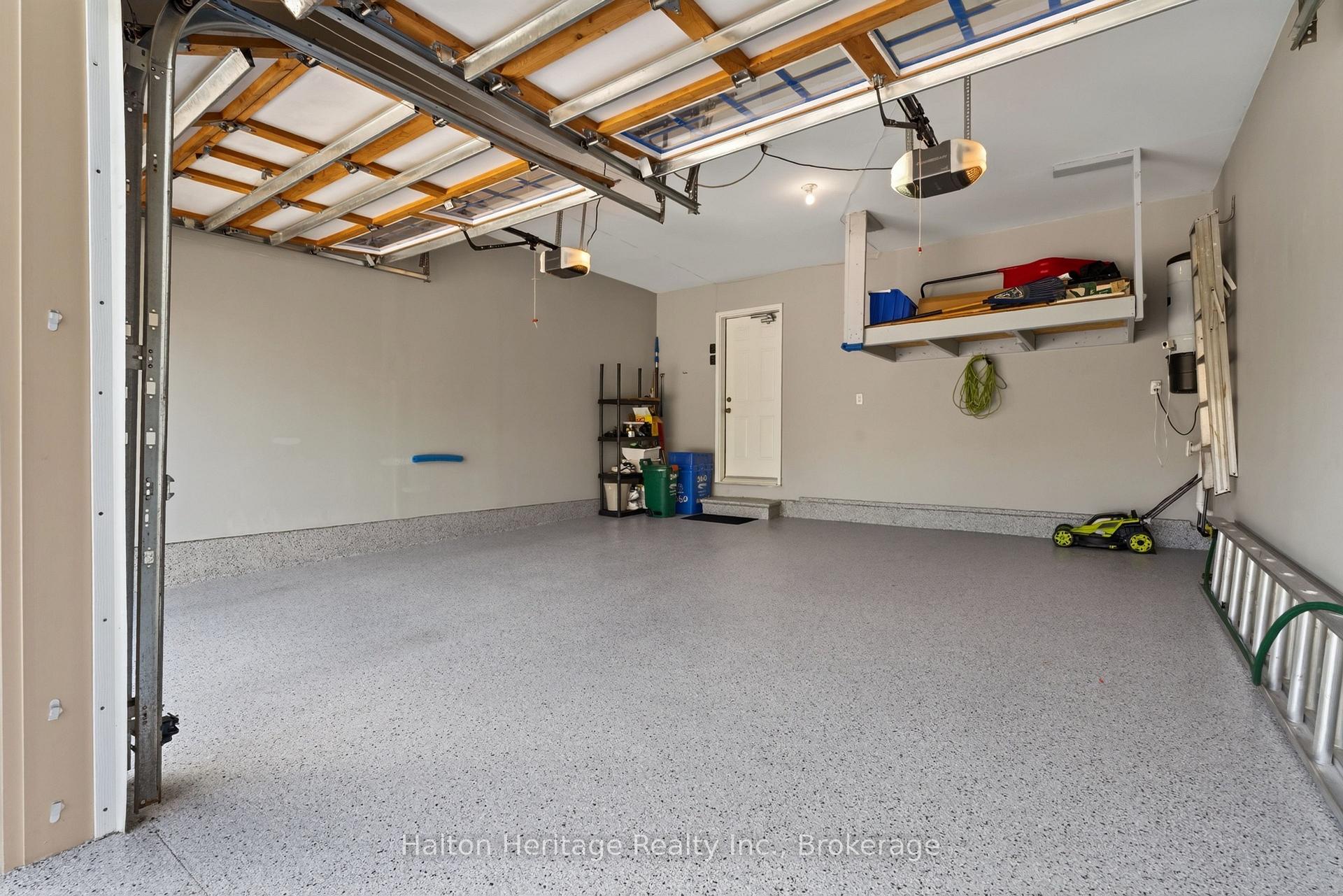 Photo 33 of 360 Holmes Crescent, Milton, Scott — HOMEH