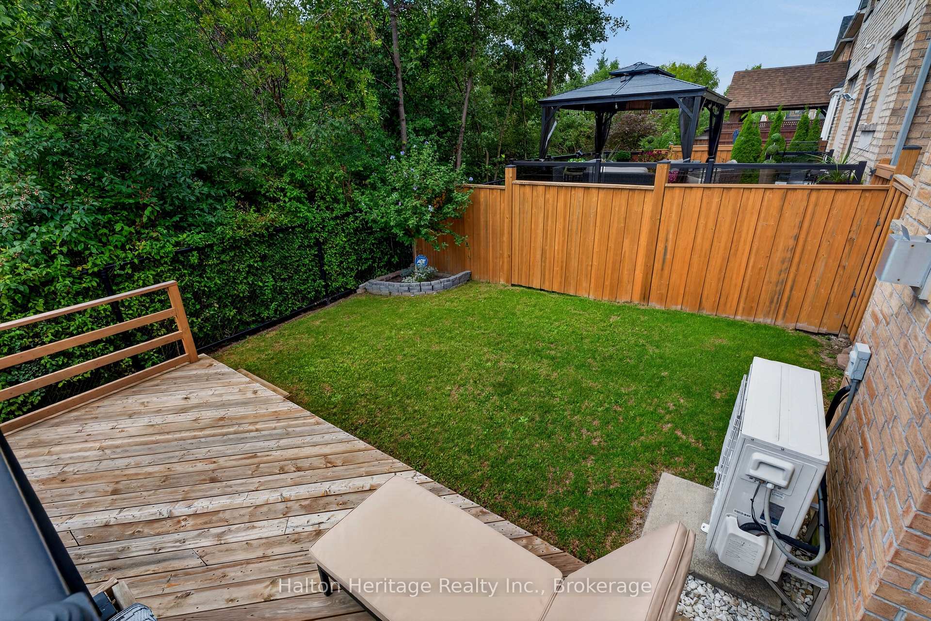 Photo 41 of 360 Holmes Crescent, Milton, Scott — HOMEH
