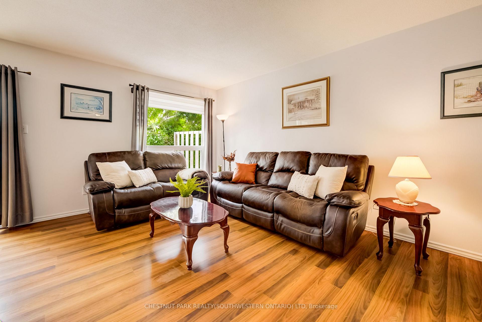 Photo 11 of Unit 11, 210 Highland Crescent, Kitchener, Victoria Hills — HOMEH