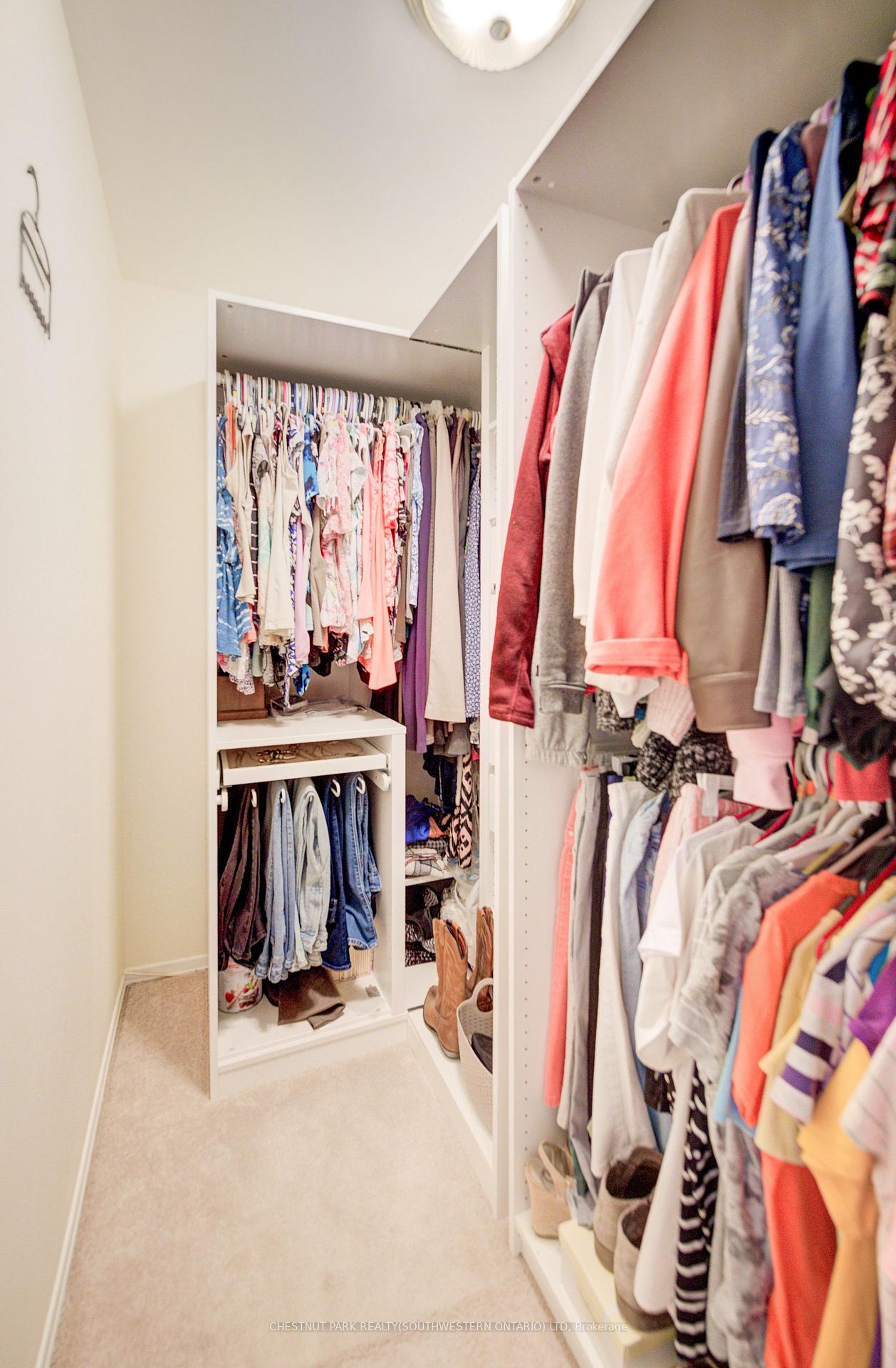 Photo 23 of Unit 11, 210 Highland Crescent, Kitchener, Victoria Hills — HOMEH