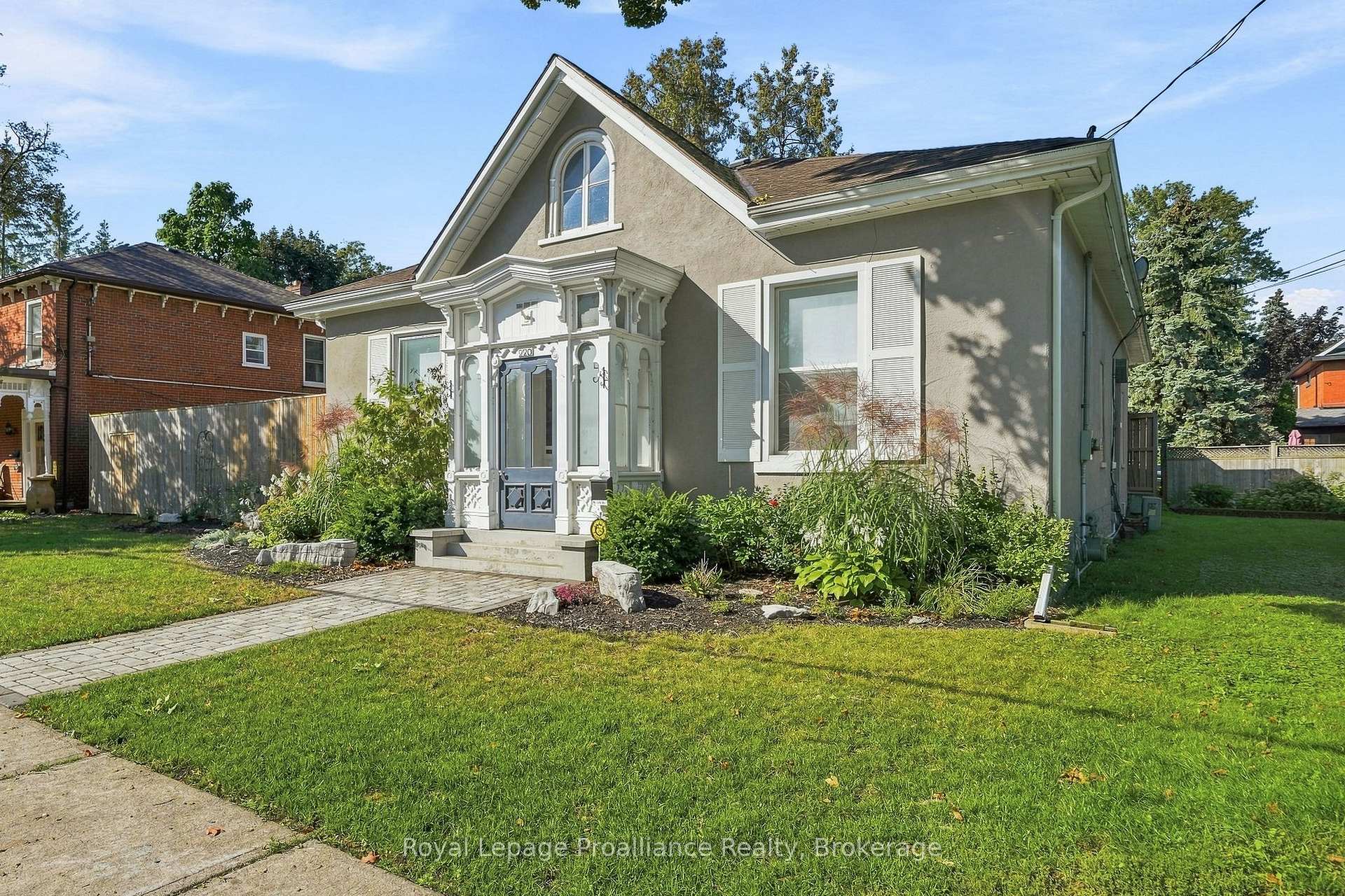 Photo 1 of 220 Charles Street, Belleville, Belleville Ward — HOMEH