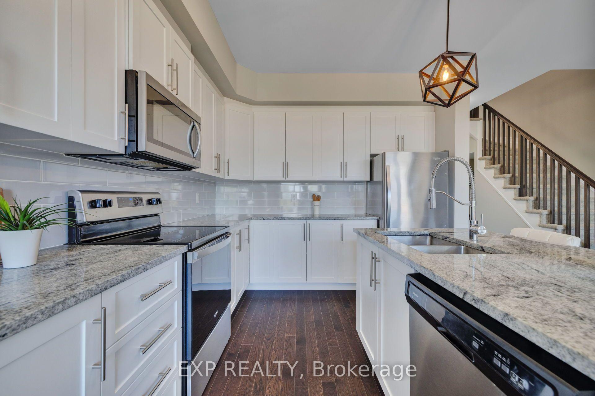 Photo 9 of 51 Mcphail Road, Carleton Place, Carleton Place — HOMEH