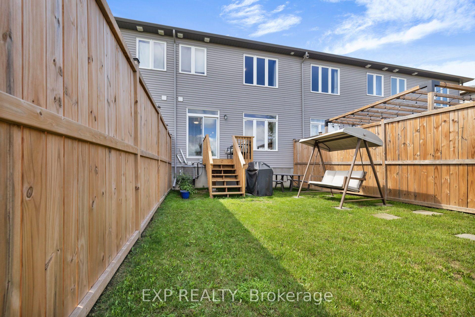 Photo 33 of 51 Mcphail Road, Carleton Place, Carleton Place — HOMEH