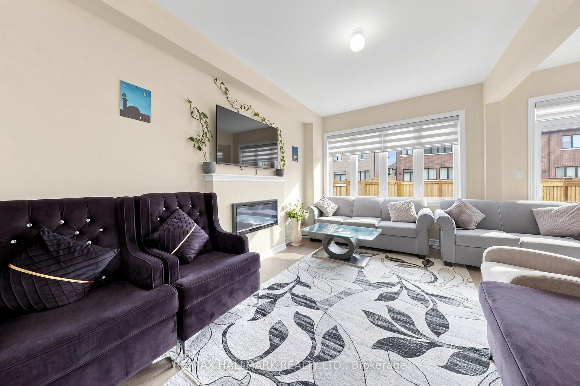Photo 9 of 17 Closson Drive, Whitby, Rural Whitby — HOMEH