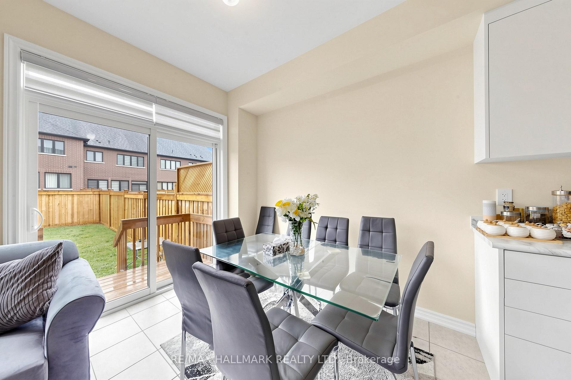 Photo 17 of 17 Closson Drive, Whitby, Rural Whitby — HOMEH