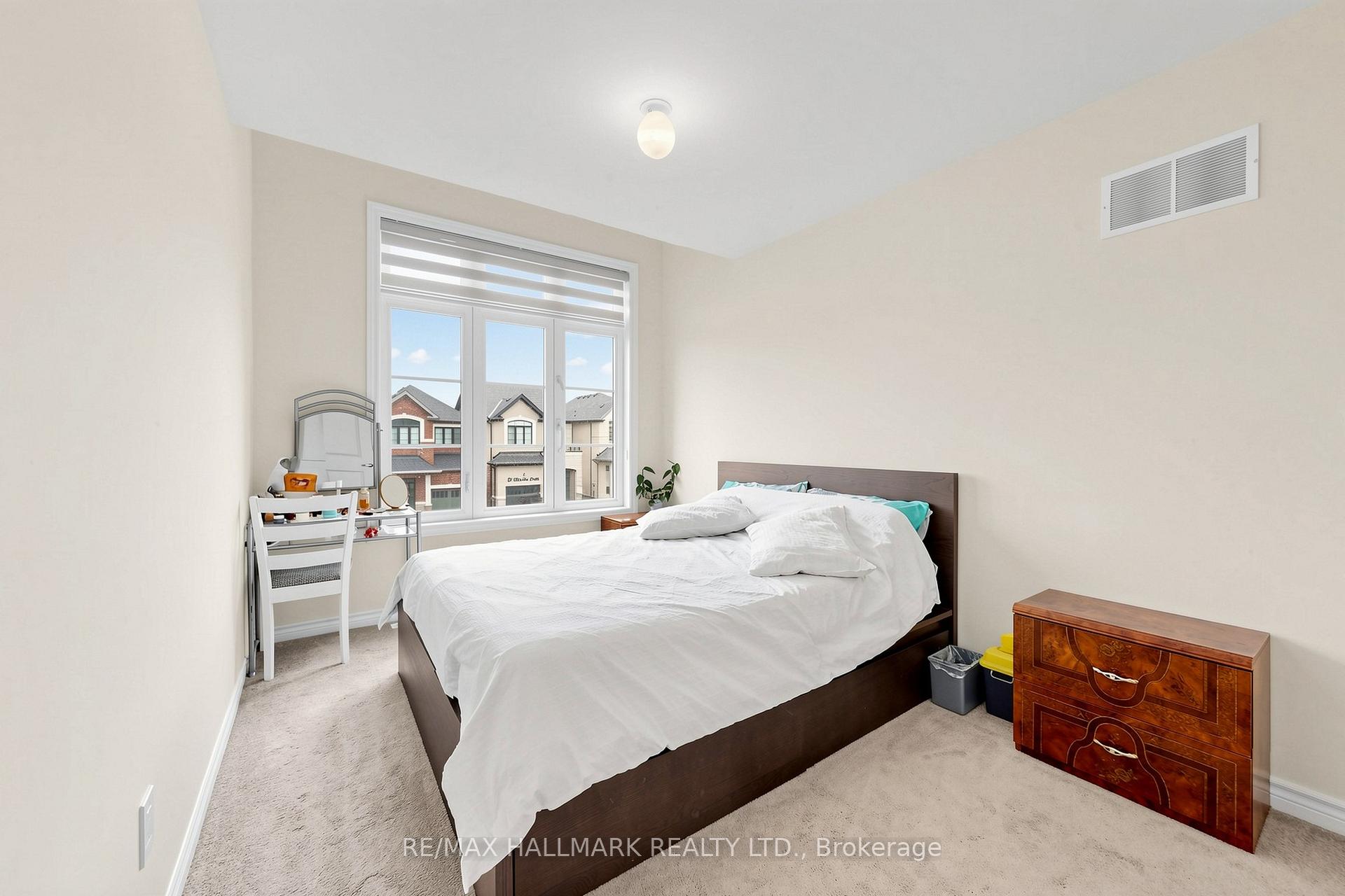 Photo 26 of 17 Closson Drive, Whitby, Rural Whitby — HOMEH