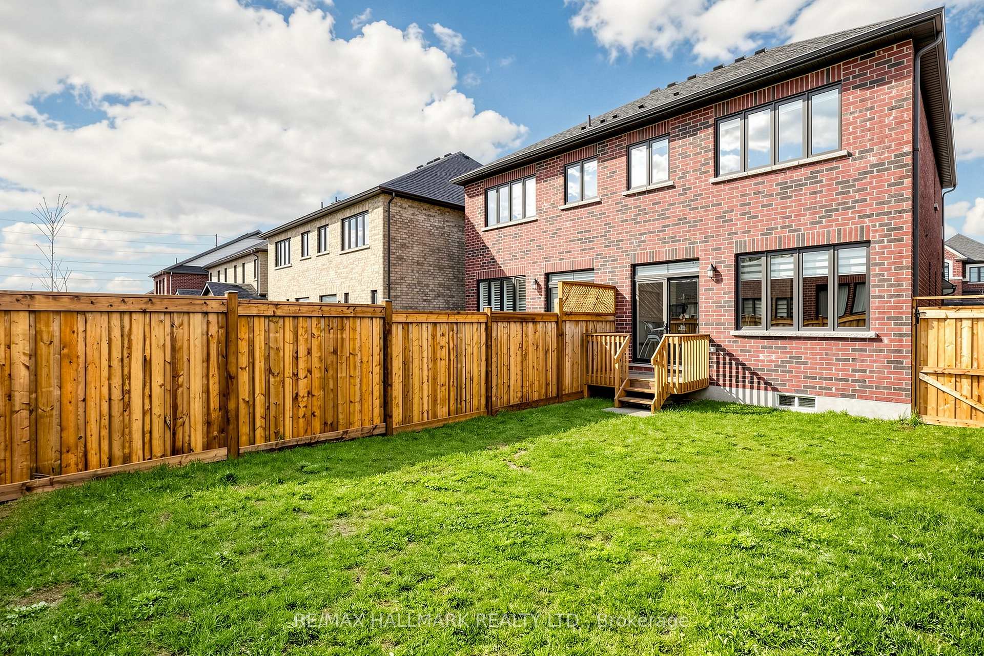 Photo 36 of 17 Closson Drive, Whitby, Rural Whitby — HOMEH