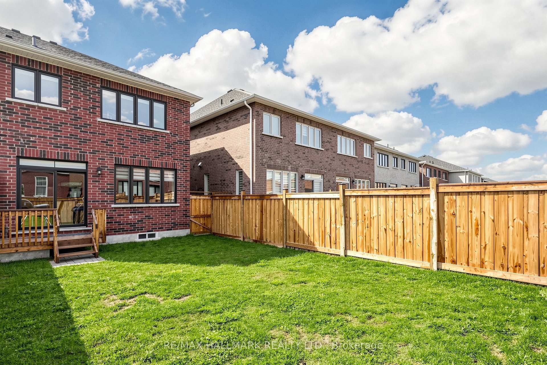 Photo 37 of 17 Closson Drive, Whitby, Rural Whitby — HOMEH