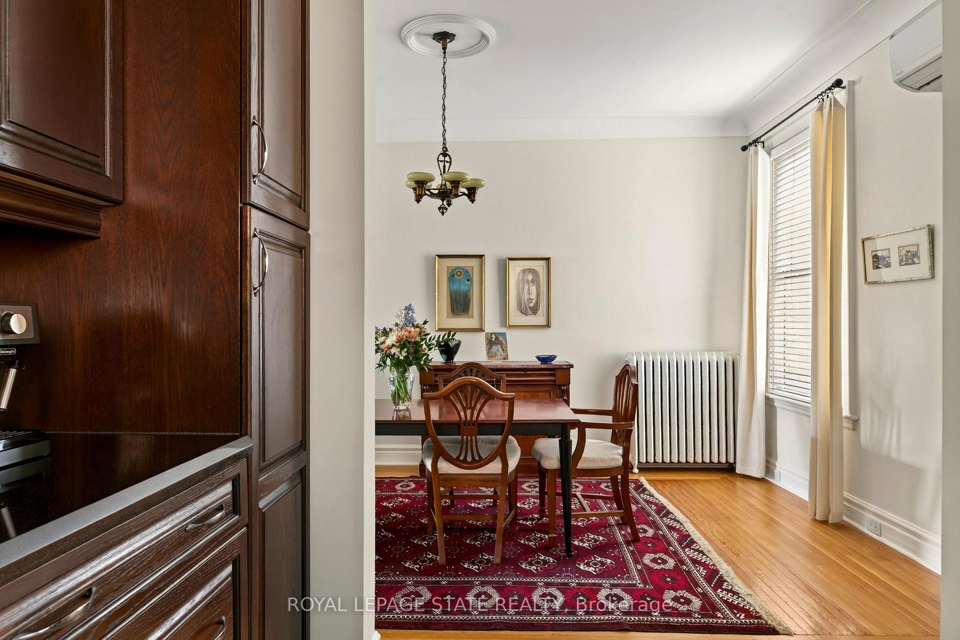 Photo 15 of 24 Fairleigh Crescent, Hamilton, St. Clair — HOMEH