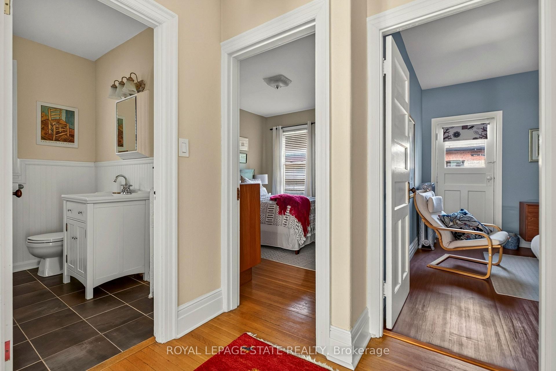 Photo 20 of 24 Fairleigh Crescent, Hamilton, St. Clair — HOMEH