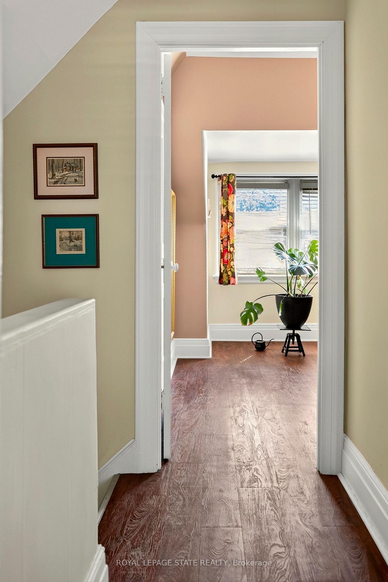 Photo 35 of 24 Fairleigh Crescent, Hamilton, St. Clair — HOMEH