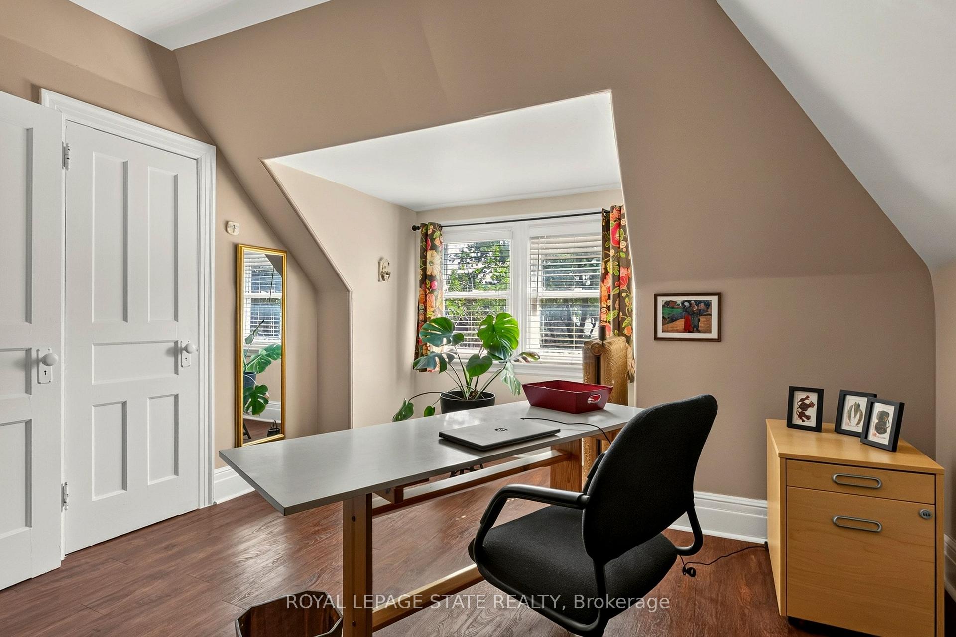 Photo 38 of 24 Fairleigh Crescent, Hamilton, St. Clair — HOMEH