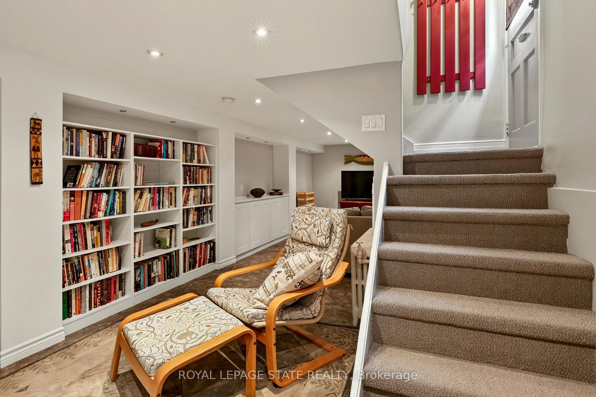 Photo 42 of 24 Fairleigh Crescent, Hamilton, St. Clair — HOMEH