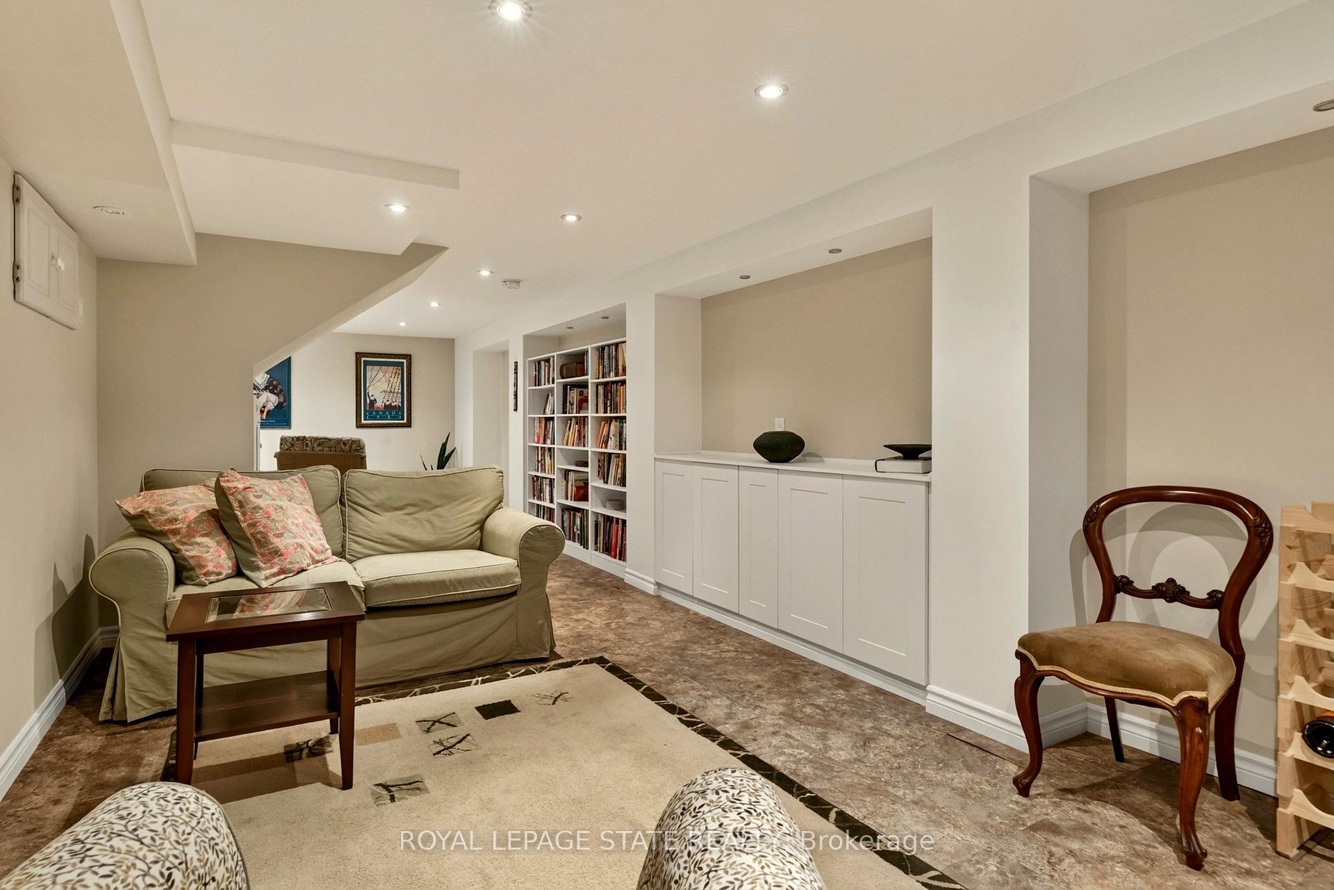 Photo 46 of 24 Fairleigh Crescent, Hamilton, St. Clair — HOMEH