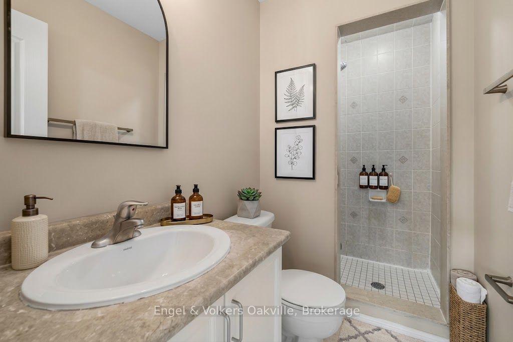 Photo 33 of 2408 Coho Way, Oakville, Westmount — HOMEH