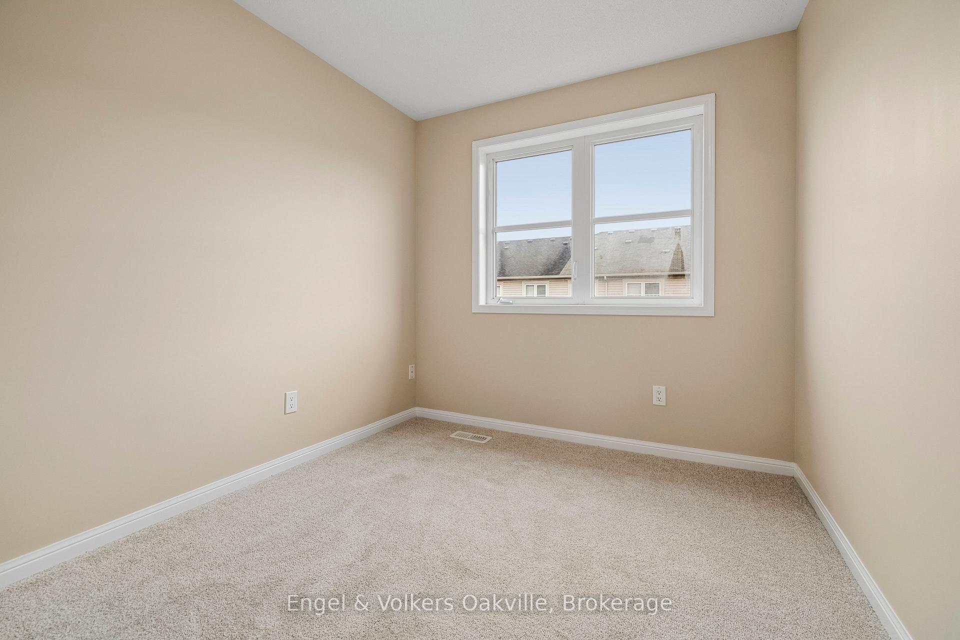 Photo 39 of 2408 Coho Way, Oakville, Westmount — HOMEH