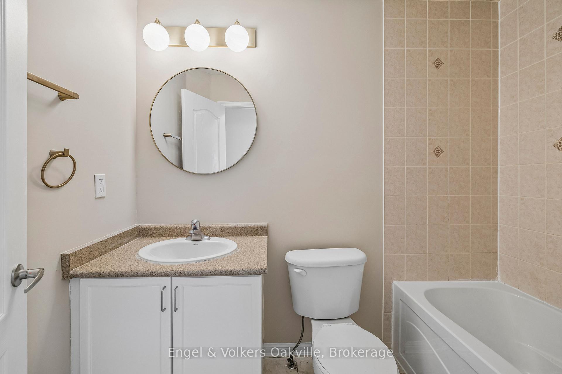 Photo 41 of 2408 Coho Way, Oakville, Westmount — HOMEH
