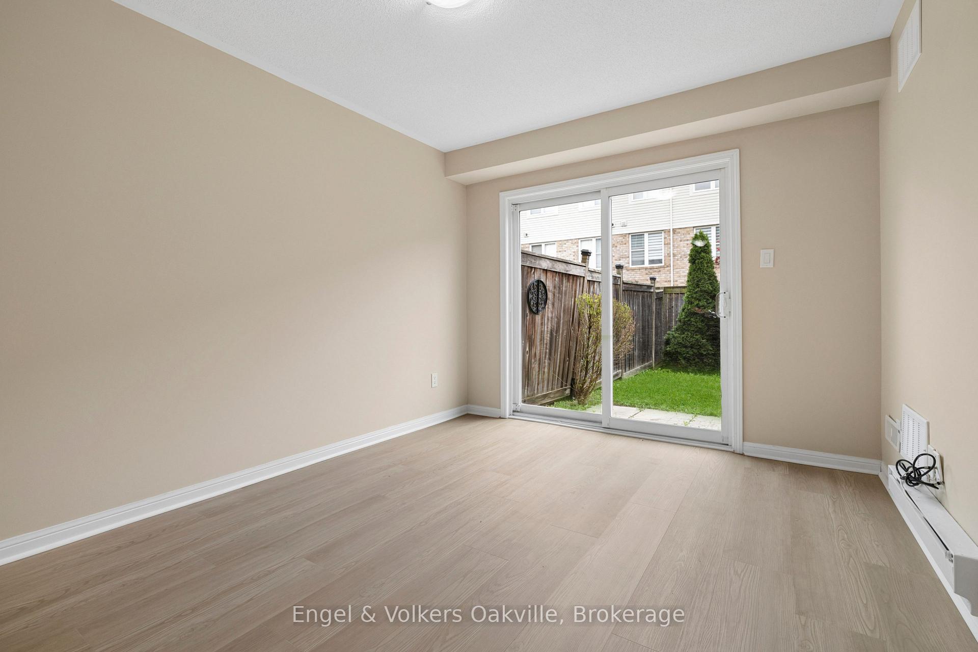 Photo 46 of 2408 Coho Way, Oakville, Westmount — HOMEH