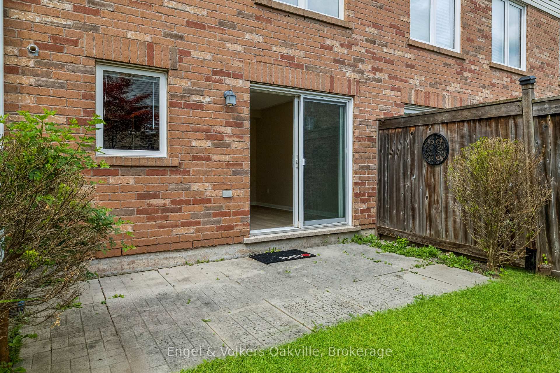 Photo 48 of 2408 Coho Way, Oakville, Westmount — HOMEH