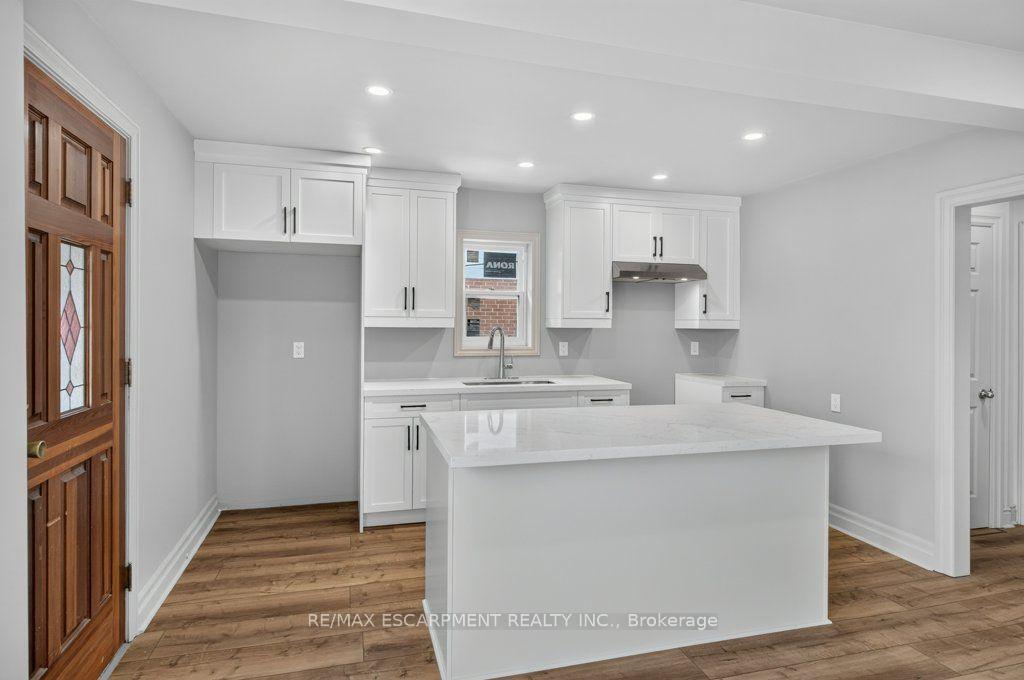 Photo 9 of 220 East 13TH Street, Hamilton, Inch Park — HOMEH