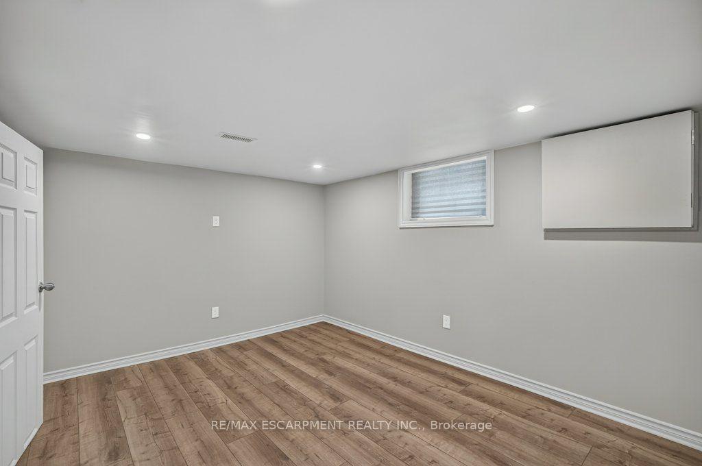 Photo 27 of 220 East 13TH Street, Hamilton, Inch Park — HOMEH