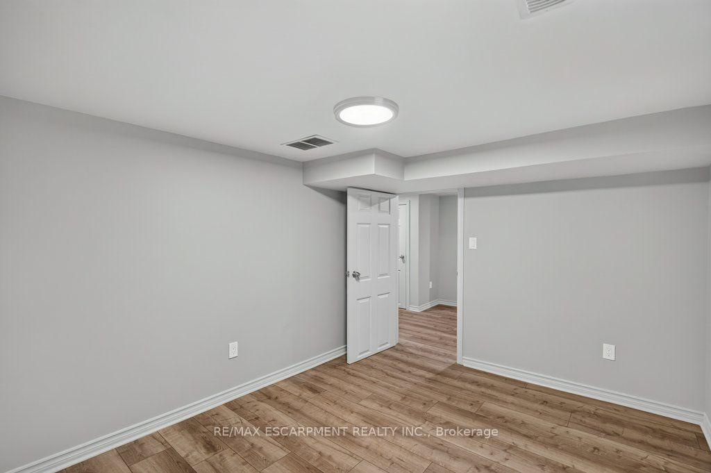 Photo 31 of 220 East 13TH Street, Hamilton, Inch Park — HOMEH