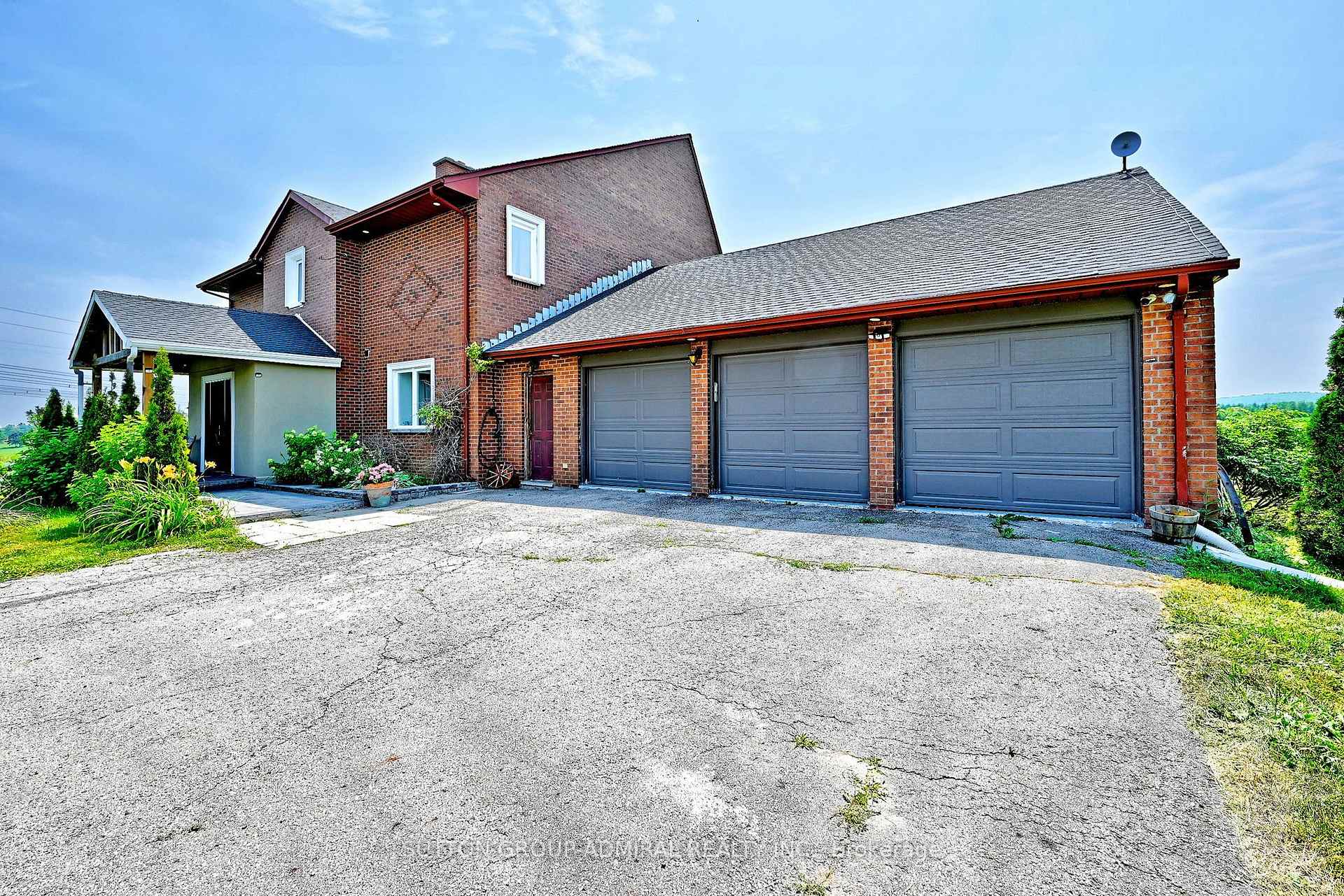 Photo 2 of 7205 19th Side Road, King, Schomberg — HOMEH