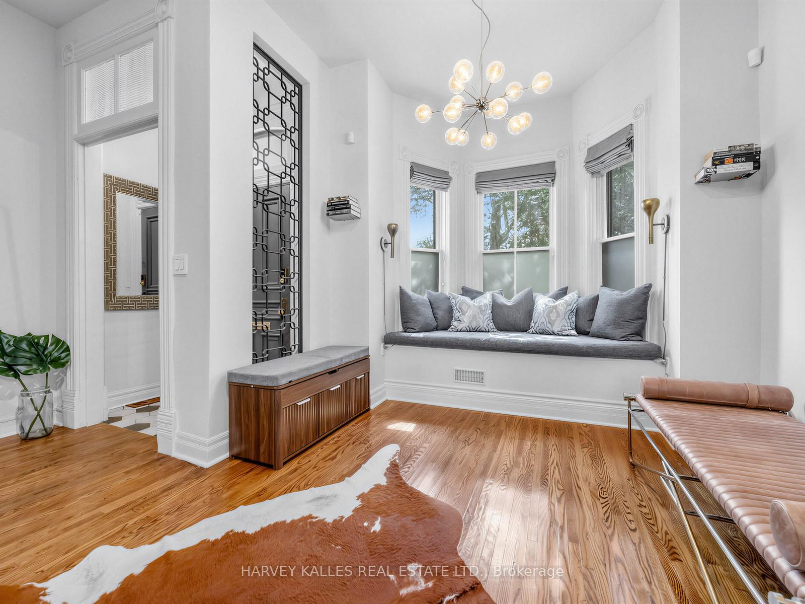 Photo 4 of 285 Brunswick Avenue, Toronto, University — HOMEH