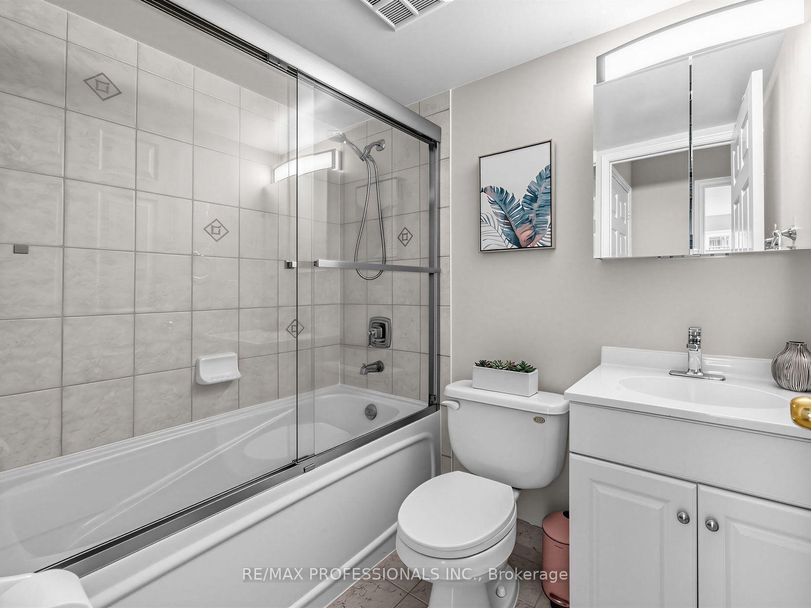 Photo 26 of Unit 509, 7 Michael Power Place, Etobicoke, Islington-City Centre West — HOMEH