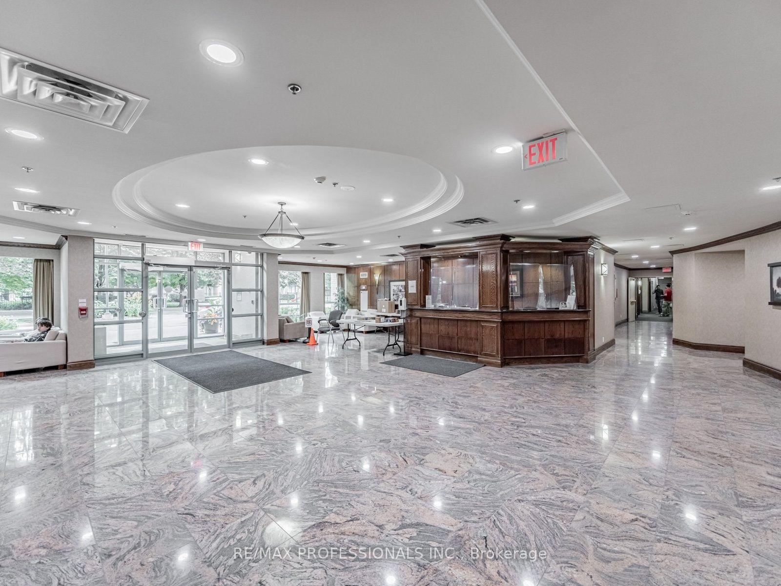 Photo 33 of Unit 509, 7 Michael Power Place, Etobicoke, Islington-City Centre West — HOMEH
