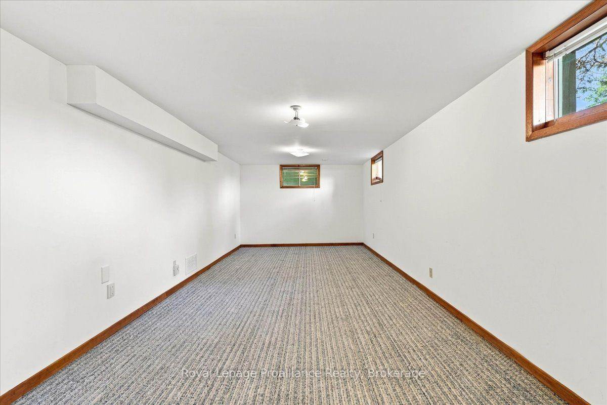 Photo 26 of 125 Tracey Park Drive, Belleville, Belleville Ward — HOMEH
