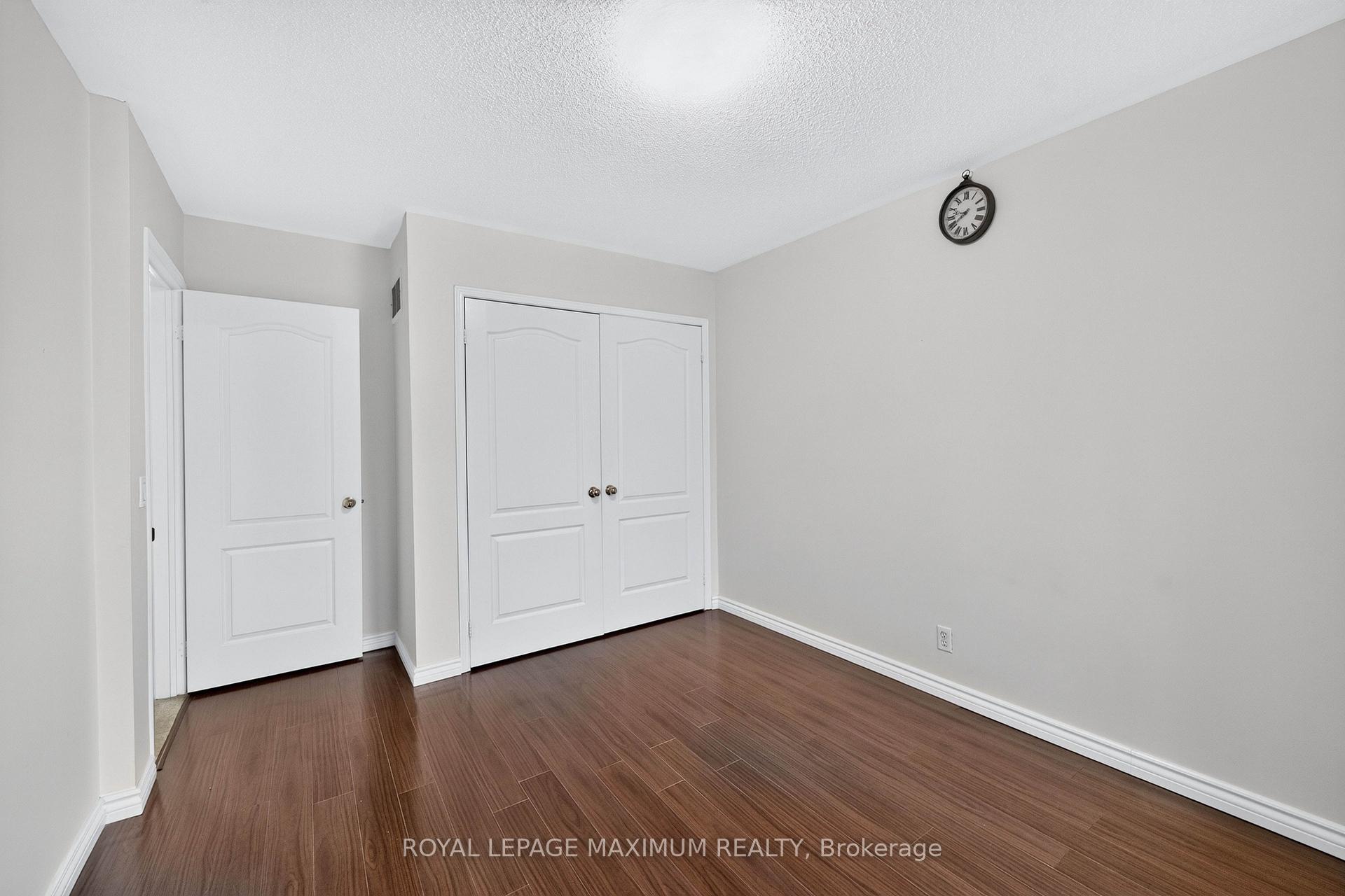 Photo 29 of 35 Marshview Avenue, Aurora, Bayview Northeast — HOMEH
