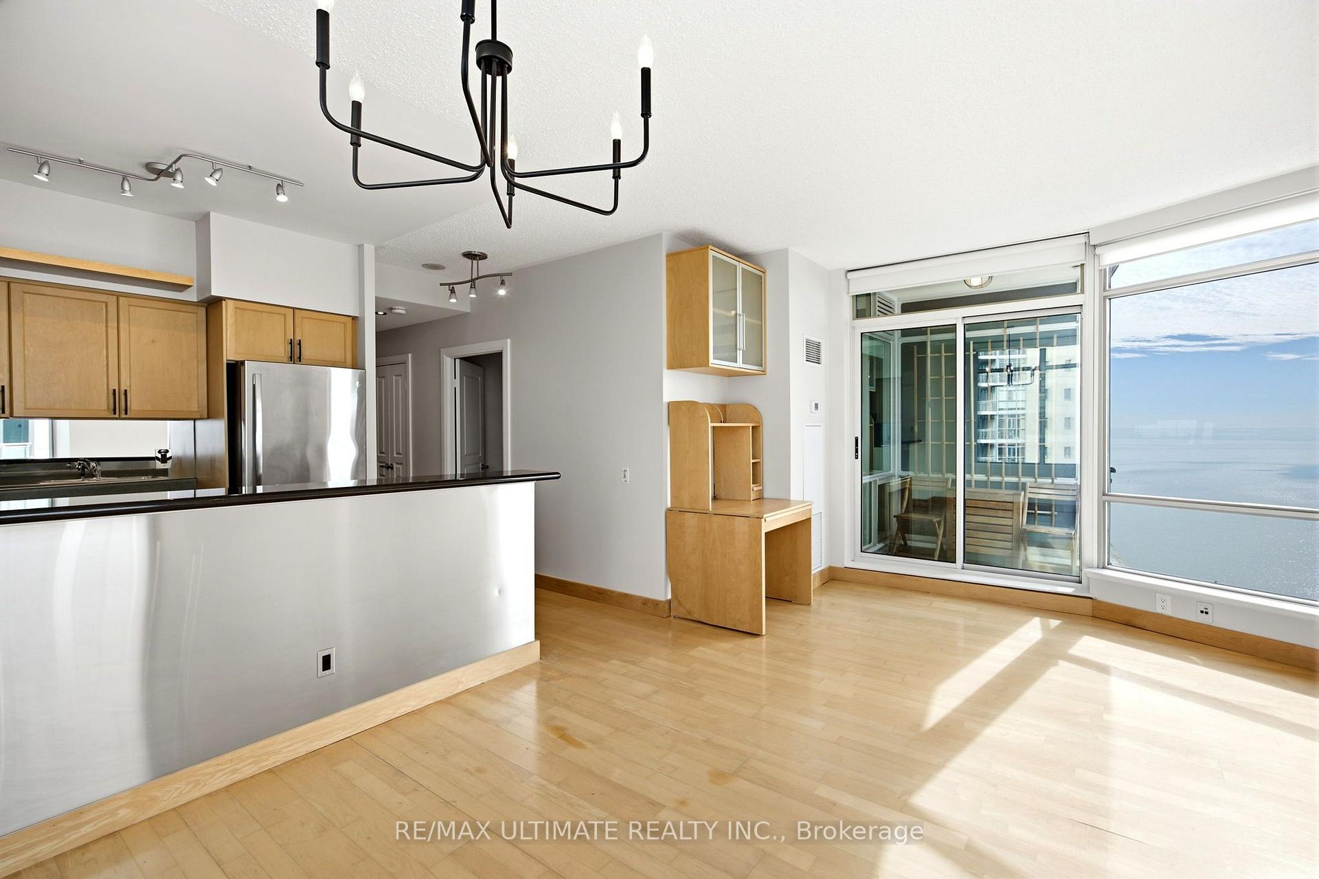 Photo 14 of Unit 1113, 5 Marine Parade Drive, Etobicoke, Mimico — HOMEH