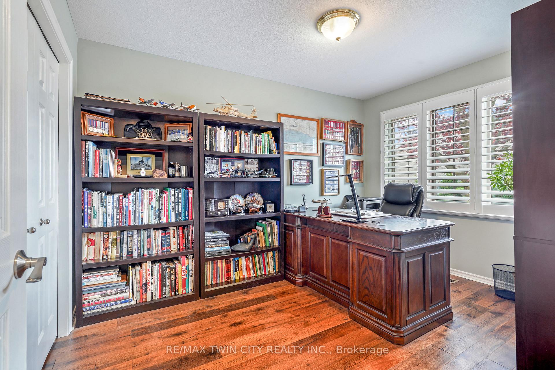 Photo 7 of Unit 9, 24 Griffiths Drive, Brant, Paris — HOMEH