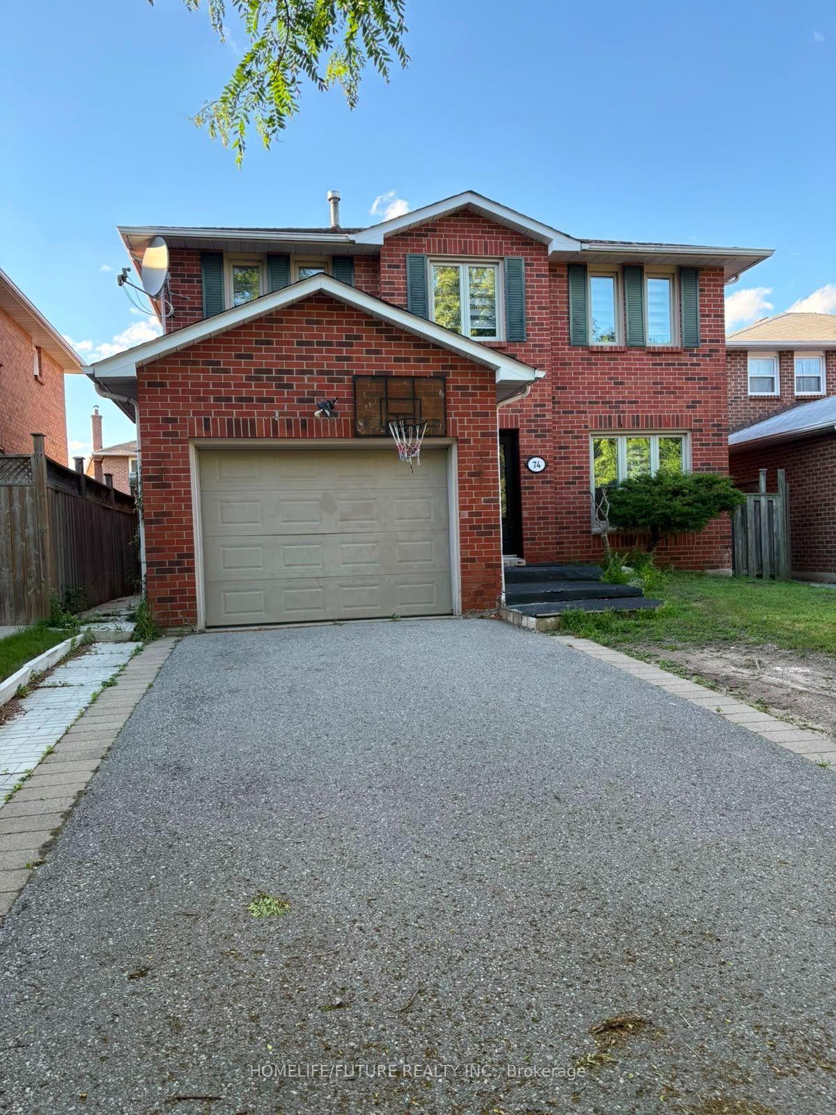 Photo 1 of 74 Parade Square, Scarborough, Highland Creek — HOMEH