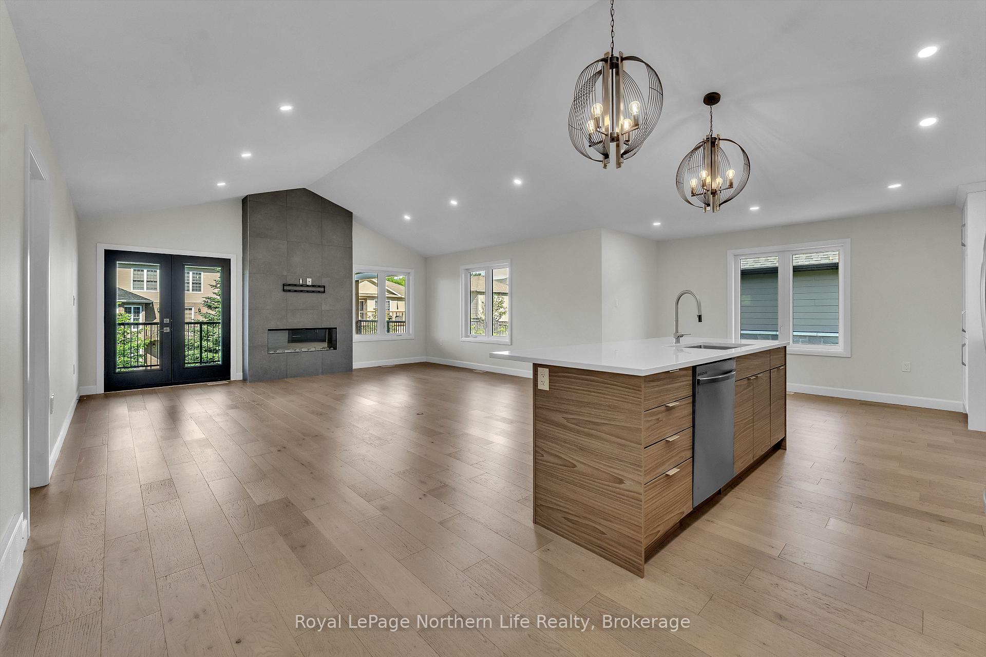 Photo 12 of 9 Silver Maple Lane, North Bay, Airport — HOMEH