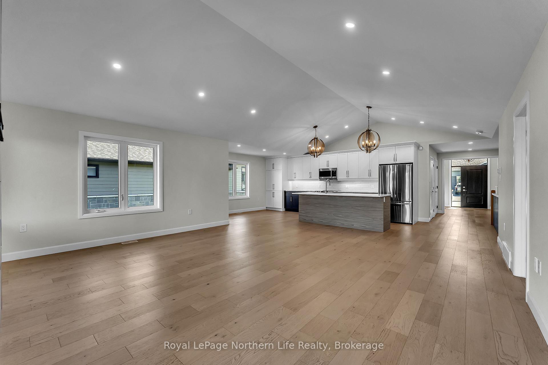 Photo 20 of 9 Silver Maple Lane, North Bay, Airport — HOMEH