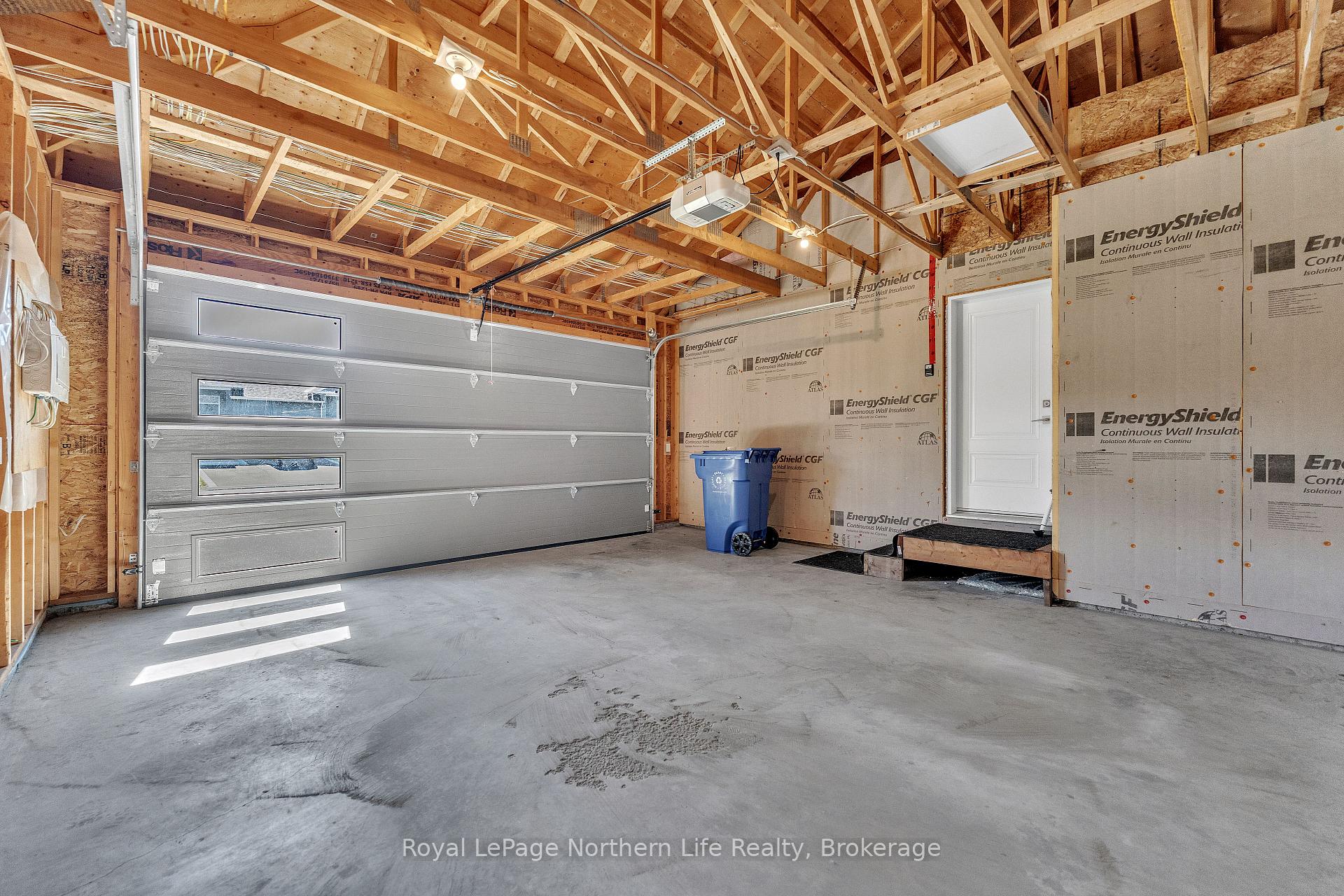Photo 45 of 9 Silver Maple Lane, North Bay, Airport — HOMEH