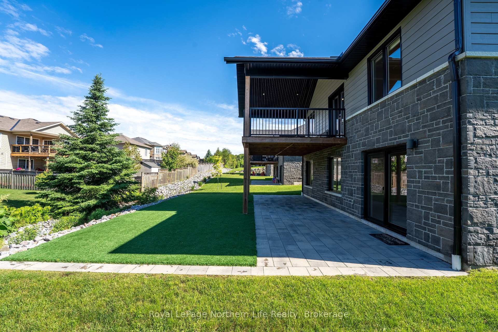 Photo 47 of 9 Silver Maple Lane, North Bay, Airport — HOMEH