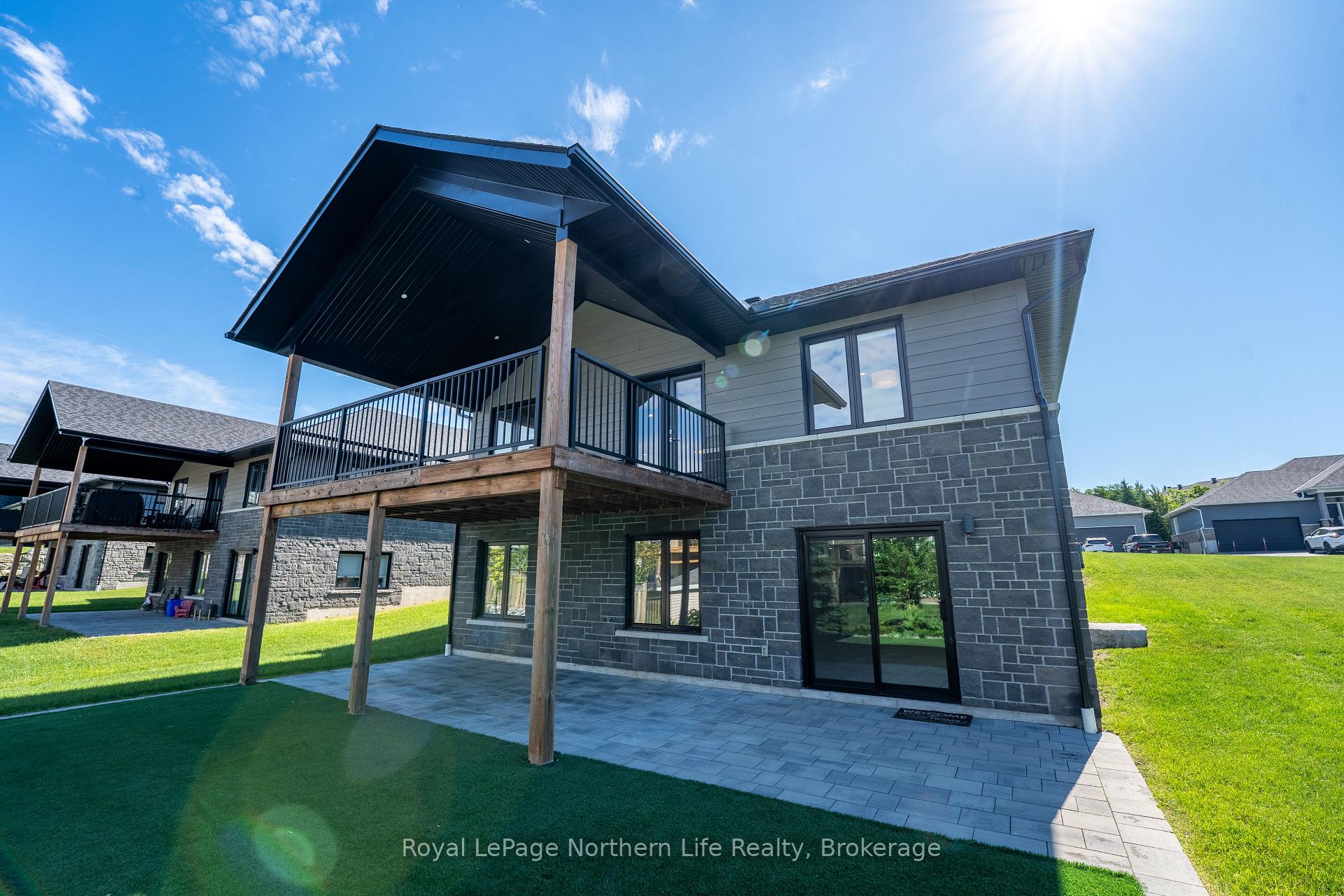 Photo 48 of 9 Silver Maple Lane, North Bay, Airport — HOMEH