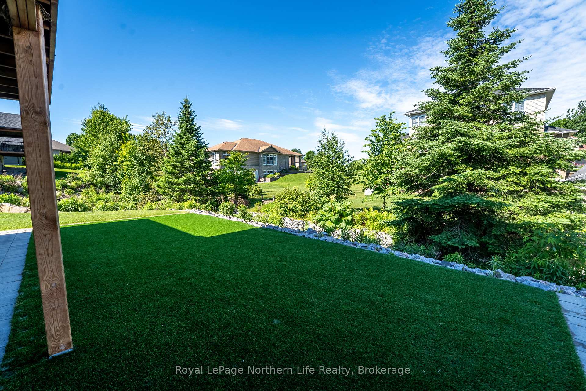 Photo 50 of 9 Silver Maple Lane, North Bay, Airport — HOMEH