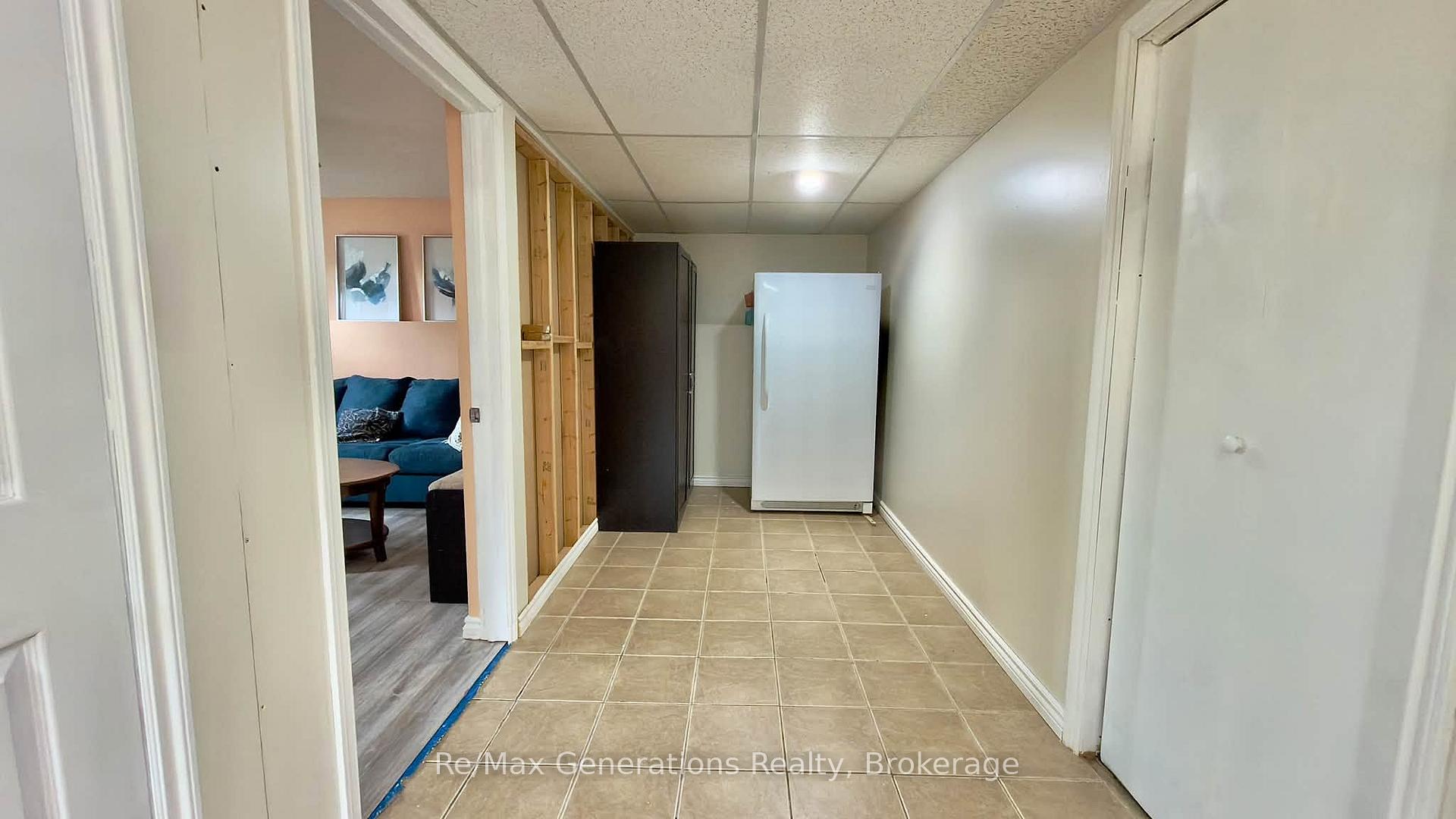 Photo 21 of 151 Iris Crescent, Thunder Bay, Dawson Heights — HOMEH