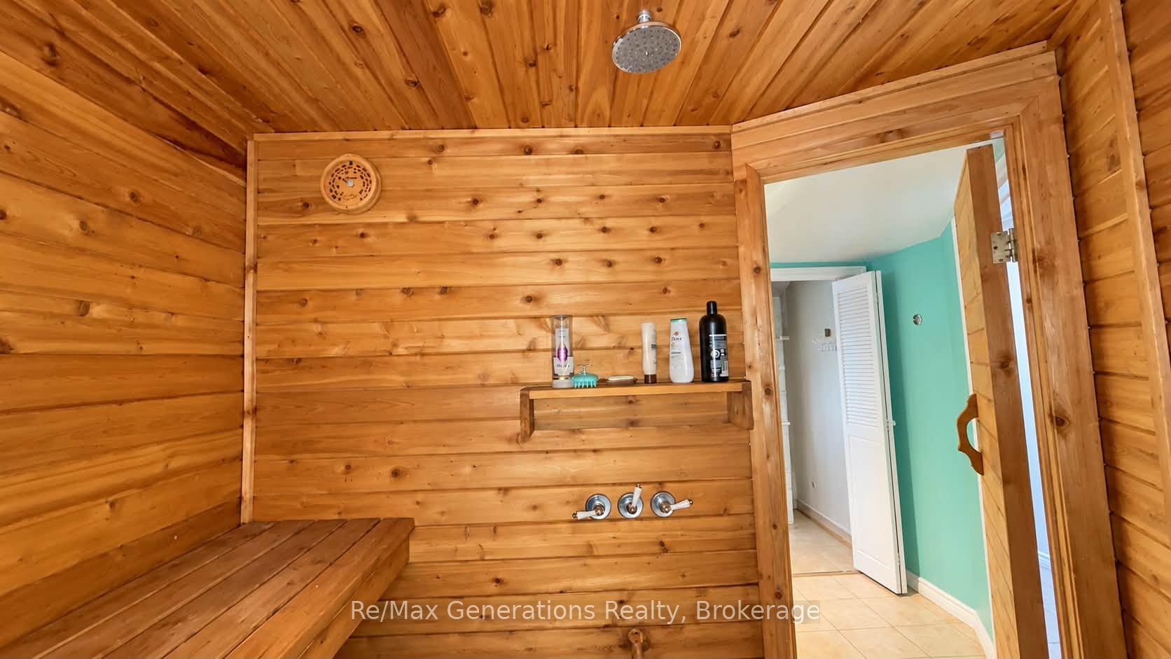 Photo 24 of 151 Iris Crescent, Thunder Bay, Dawson Heights — HOMEH