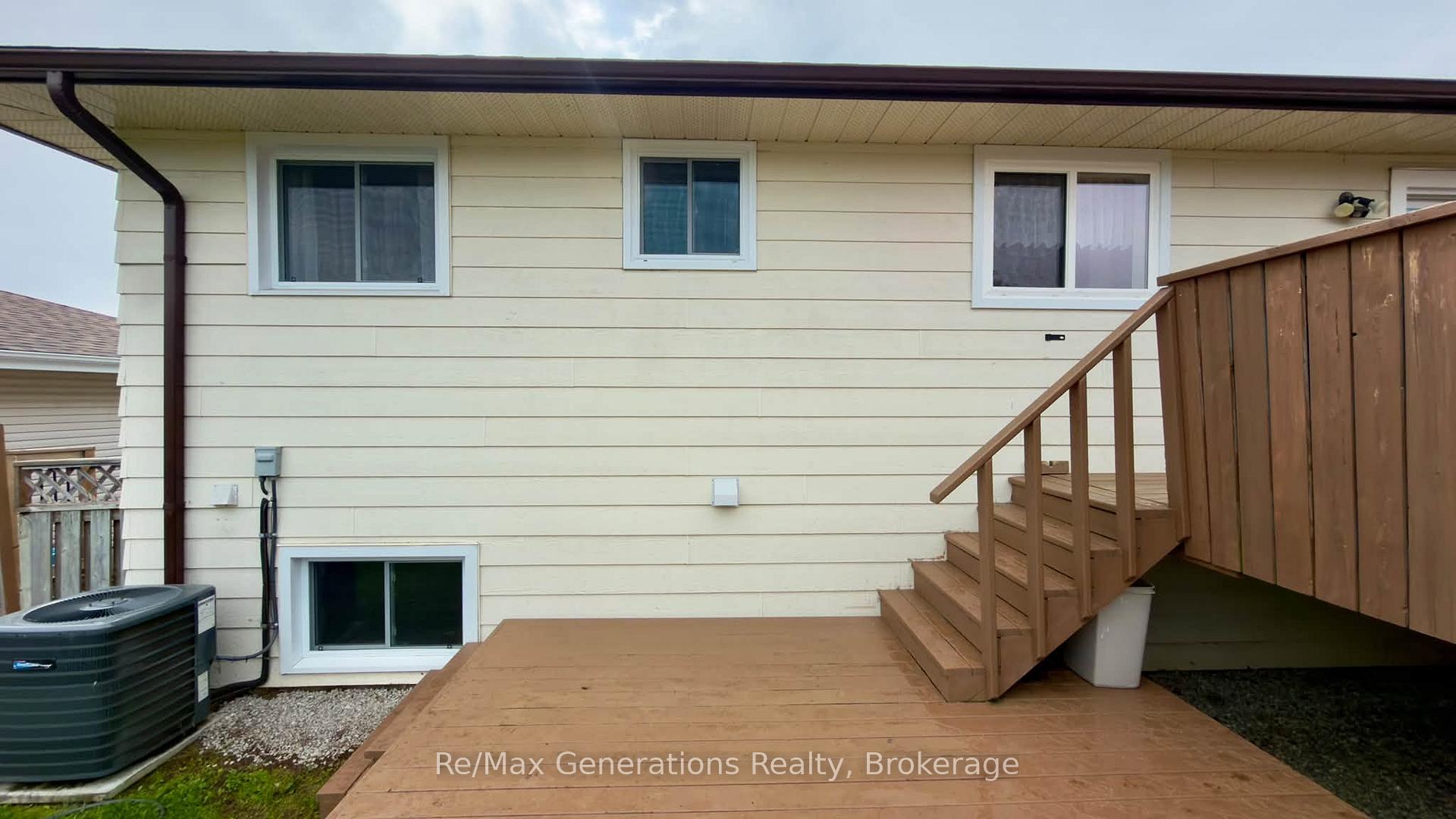 Photo 28 of 151 Iris Crescent, Thunder Bay, Dawson Heights — HOMEH