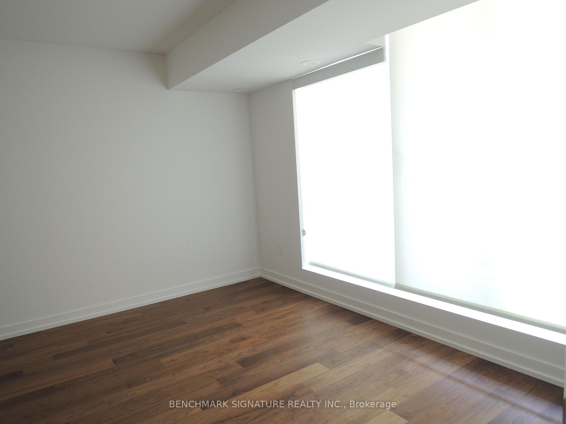 Photo 8 of Unit TH16, 113 McMahon Drive, North York, Bayview Village — HOMEH