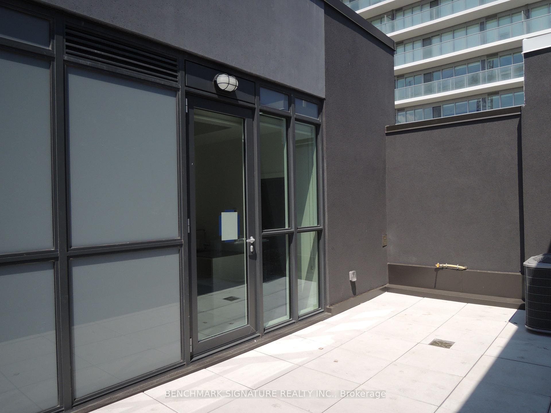 Photo 14 of Unit TH16, 113 McMahon Drive, North York, Bayview Village — HOMEH