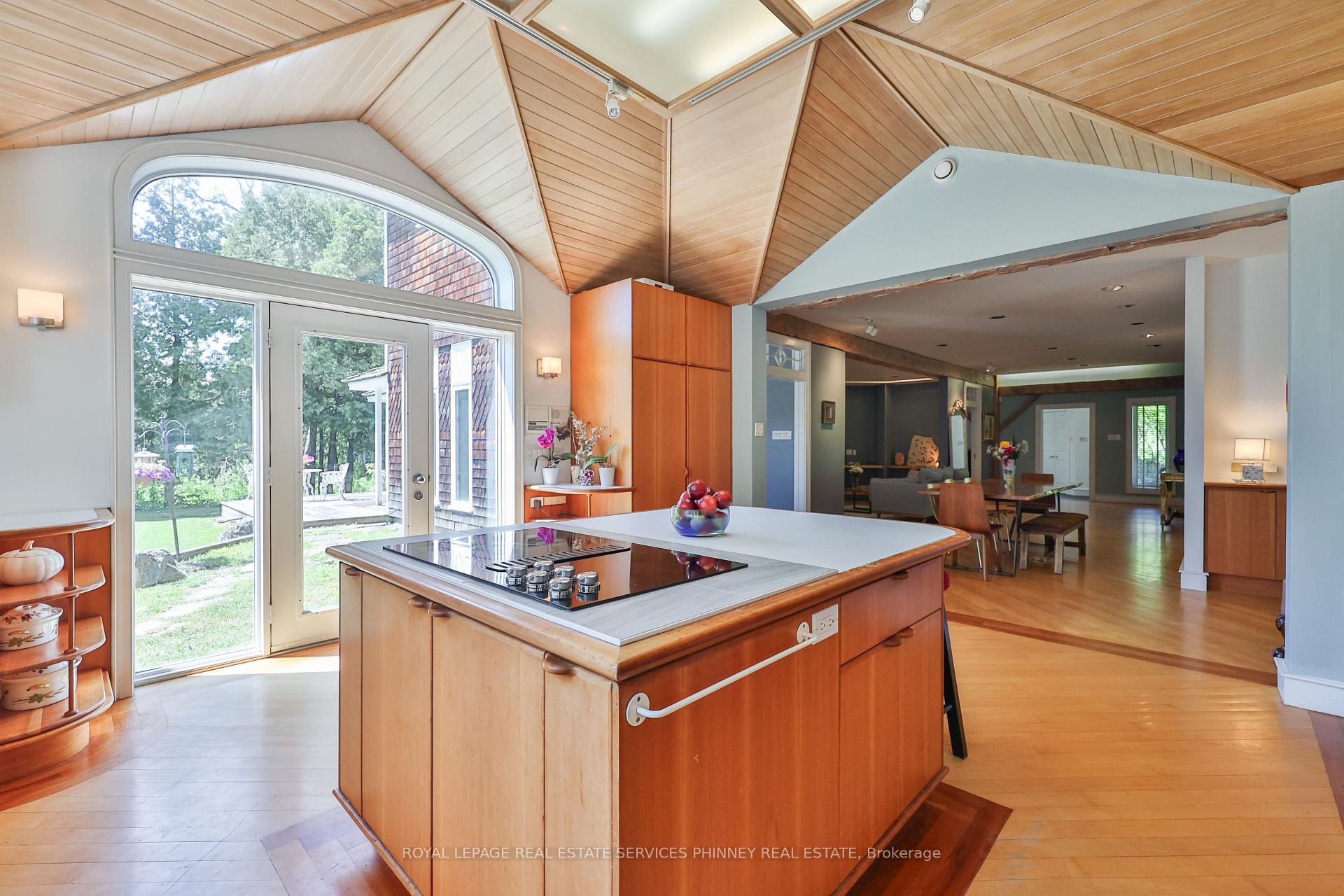 Photo 17 of 19555 Shaws Creek Road, Caledon, Rural Caledon — HOMEH