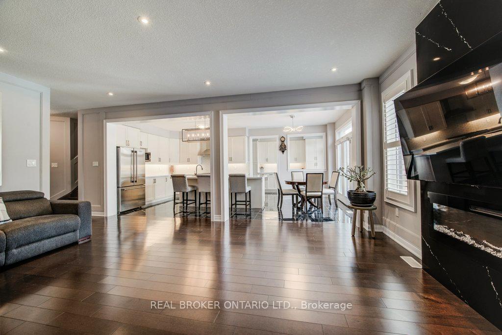 Photo 15 of 192 Woolwich Street S, Woolwich, Breslau — HOMEH