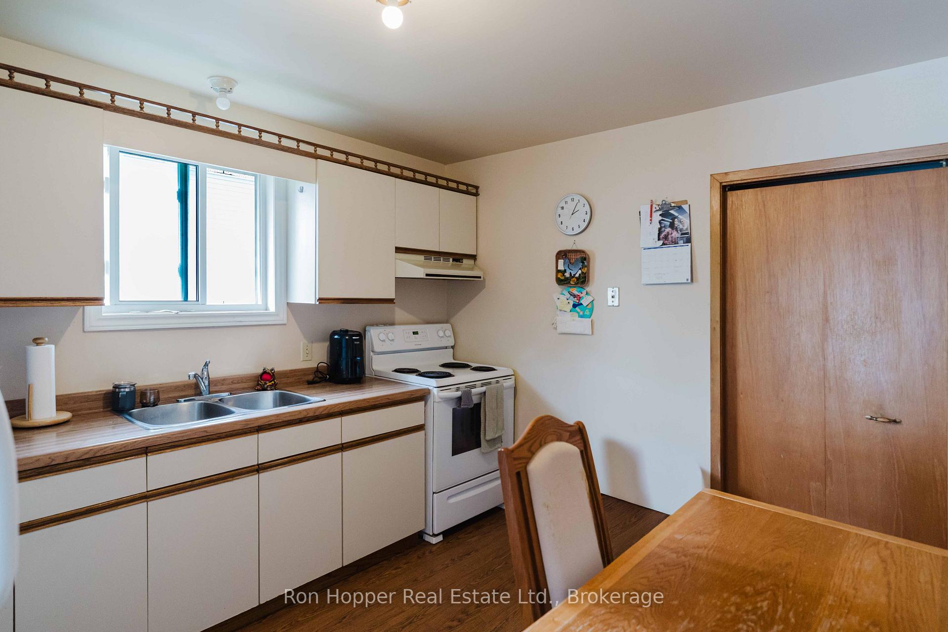 Photo 9 of 1885 9th Avenue E, Owen Sound — HOMEH